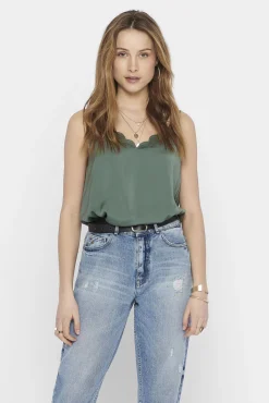 alças de regular fit