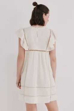 Aroa. Vestido bordado
