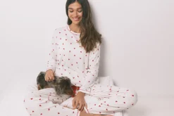 Bandana para cão com corações vermelha