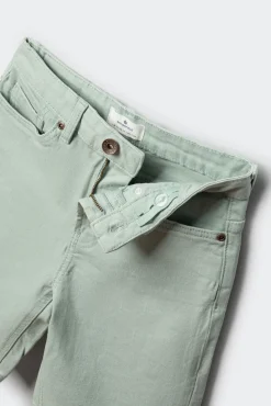 Bermuda de 5 bolsos lavada para menino