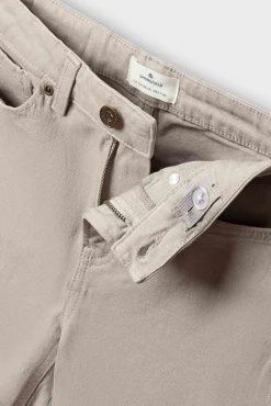 Bermuda de 5 bolsos lavada para menino