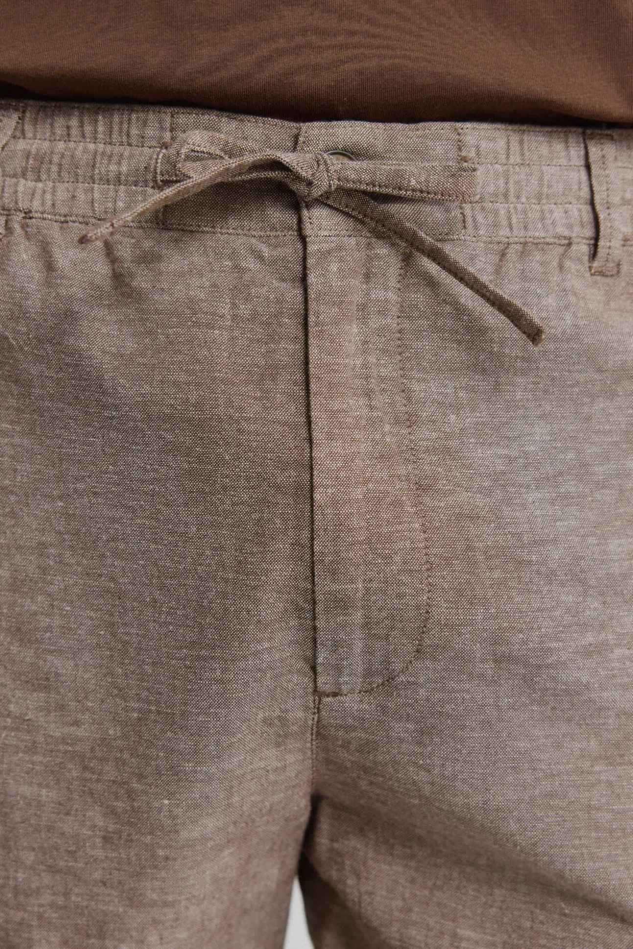 Bermuda em linho comfort slim fit