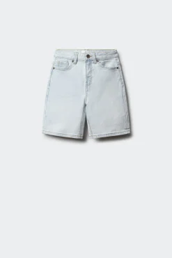 Bermuda slim em denim para menino