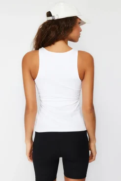Blusa decote quadrado com alças