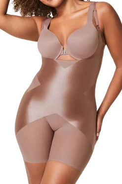 Body-calça modeladora decote