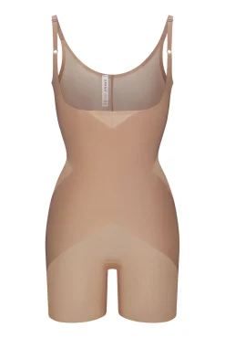 Body-calça modeladora decote