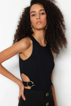 Body halter ajustado