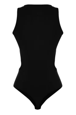 Body halter ajustado