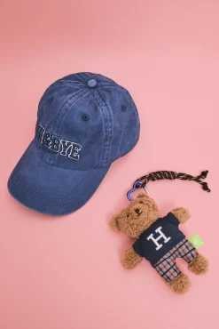 Boné em algodão azul com logo bordado