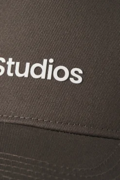 Boné JJ studio