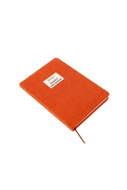 Caderno A5 em veludo cotelê terracota - Elegância com atitude