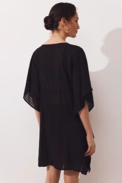 Caftan curto amplo bordado