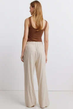 Calça comprida em linho