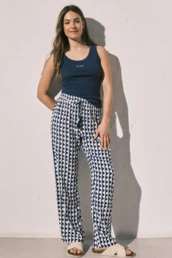 Calça comprida estampada geométrica azul