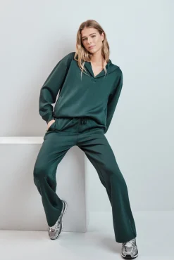 Calça comprida larga verde