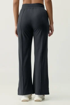 Calça desportiva Leila preta