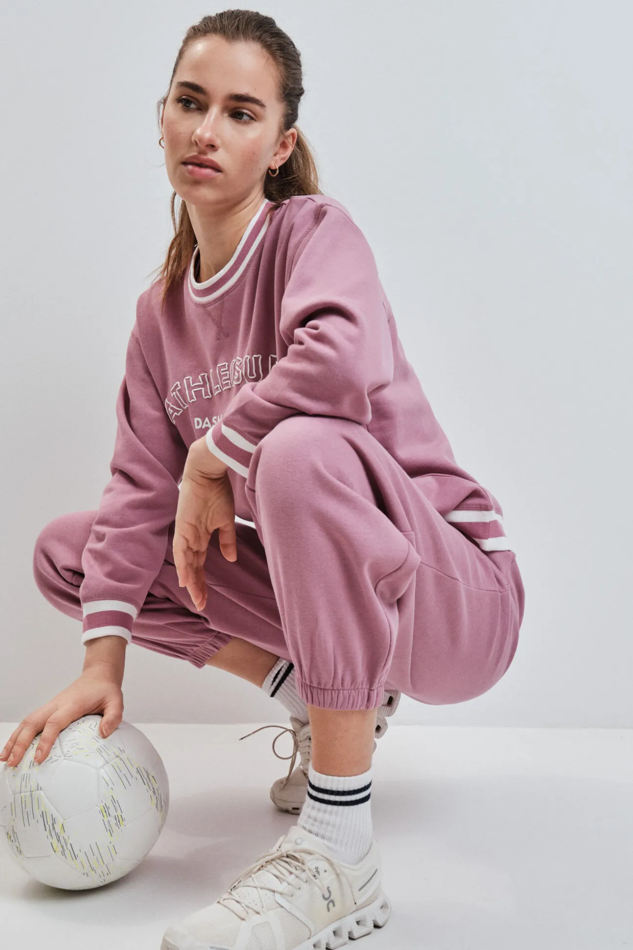 Calça reta em felpa rosa