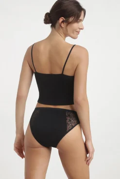 Calcinha de renda com fluxo intenso DIM