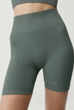 Calções desportivos Eris verde