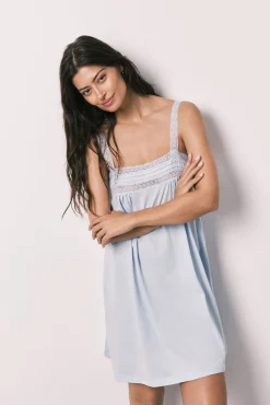 Camisa de dormir curta em algodão com renda azul