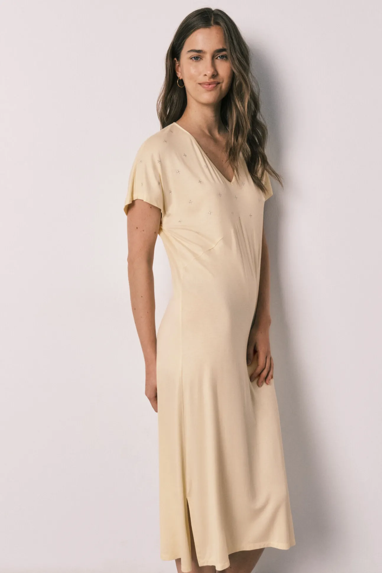 Camisa de dormir midi amarela