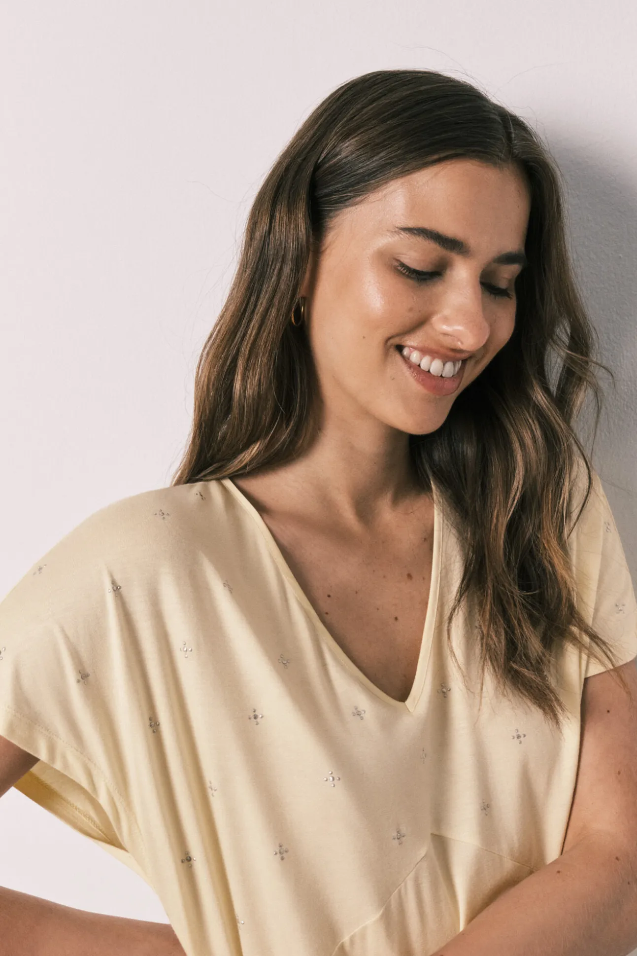 Camisa de dormir midi amarela