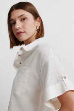 Camisa de linho de manga curta