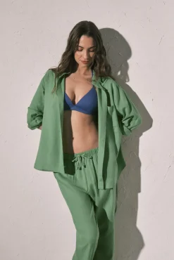 Camisa de manga comprida em linho verde