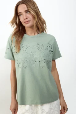 Camiseta bordado