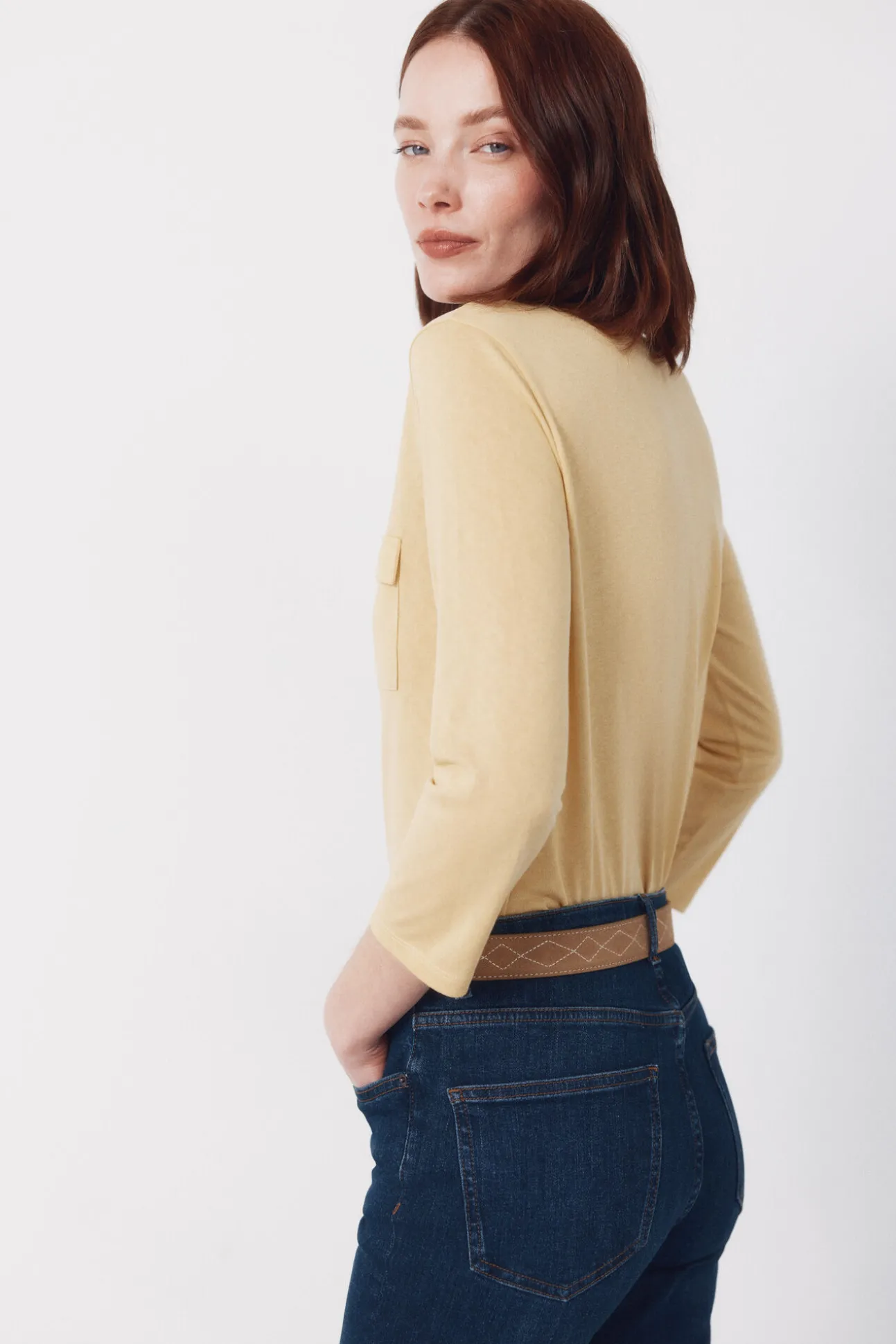 Camiseta com bolsos