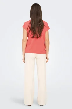 Camiseta regular fit com glitter