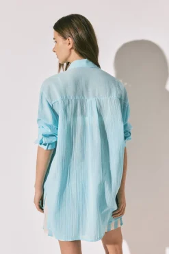 Camisola comprida em algodão azul