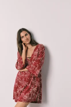 Camisola curta estampado palmeiras