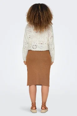 Casaco de malha curto de crochet cortado