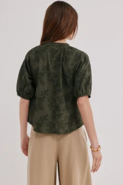 Celia. Blusa bordado floral