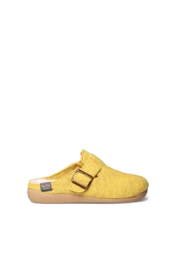 Chinelo tipo tamanco com fivela