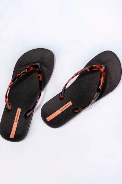 Chinelo tradicional de tiras com estampado animal