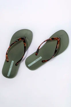 Chinelo tradicional de tiras com estampado animal
