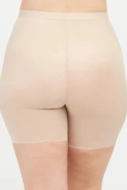 Cinta modelante até à cintura com perna curta