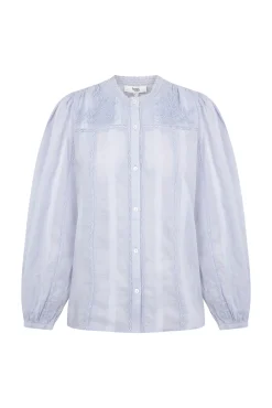 Clara. Blusa romântica