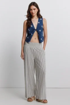 Colete estampado com laçada