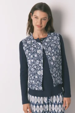 Colete acolchoado estampado boho