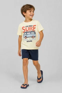 Conjunto de T-shirt e bermuda