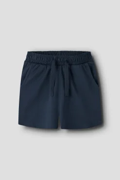 Conjunto de T-shirt e bermuda