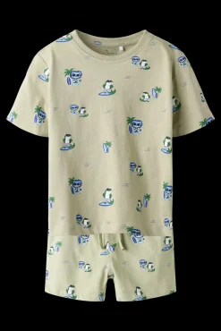 Conjunto de T-shirt e calções