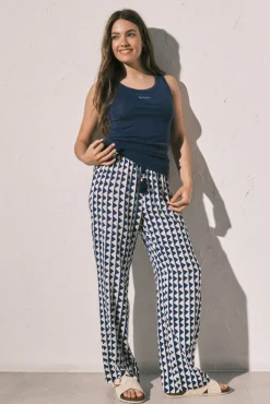 Conjunto de calça e t-shirt