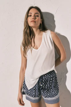 Conjunto de calções e t-shirt