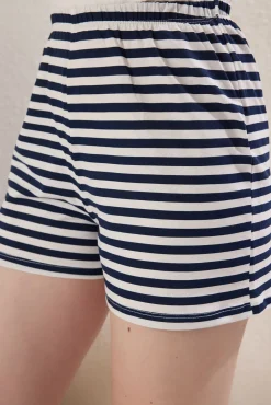 Conjunto de pijama curto de riscas cerejas