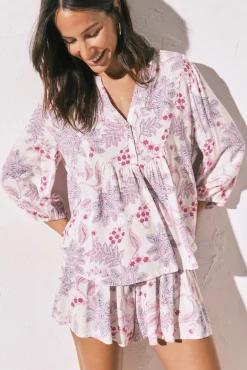 Conjunto de saia e camisola estampadas