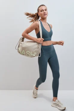 Conjunto de soutien e leggings